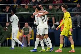 足球欧冠裁判组遭强烈质疑，争议球镜头热议不断